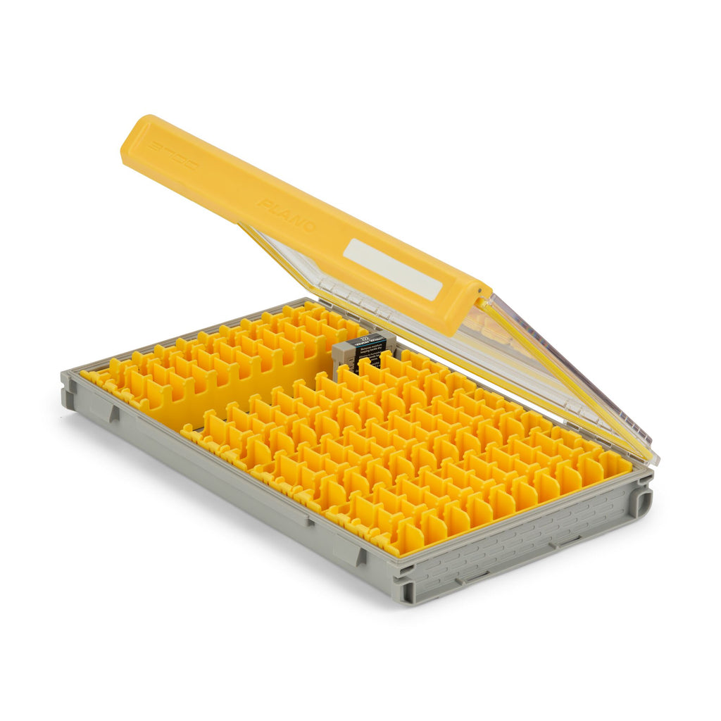 Plano EDGE® Hard Minnow Box 3700®