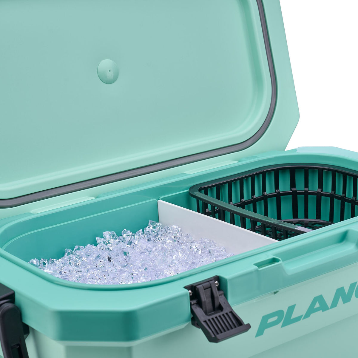 Plano Frost™ Cooler 32 Quart (30 L)